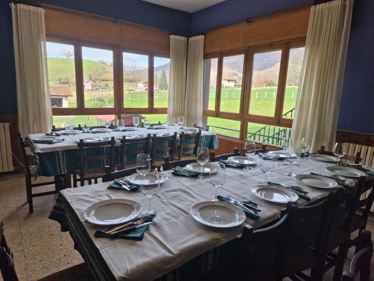 Hostal Lizuniaga Bera Kültér fotó