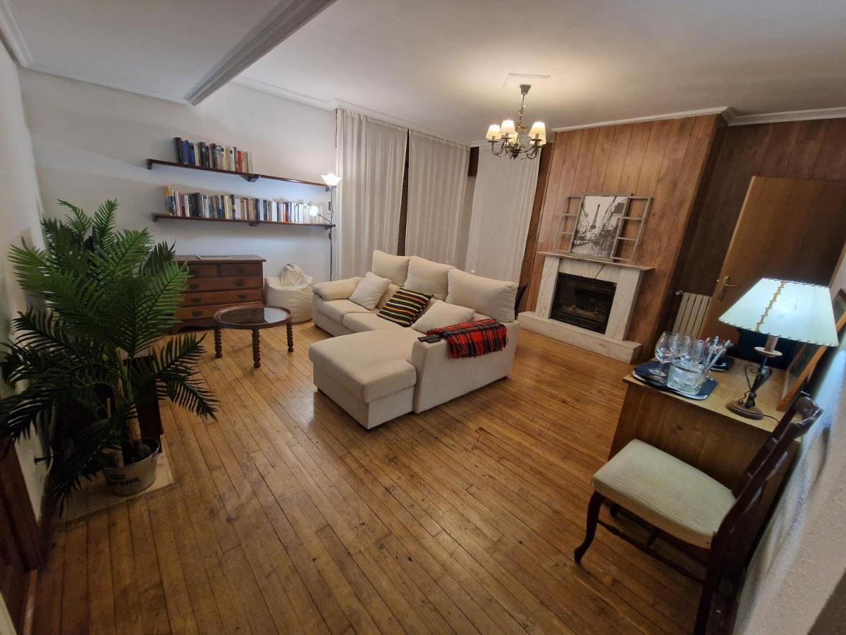 Hostal Lizuniaga Bera Kültér fotó