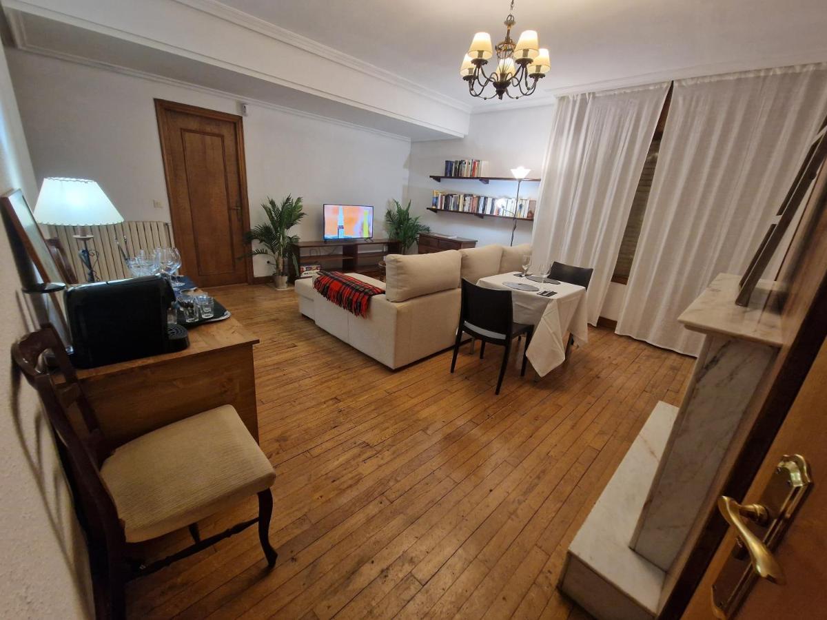 Hostal Lizuniaga Bera Kültér fotó
