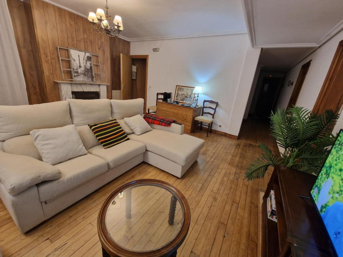 Hostal Lizuniaga Bera Kültér fotó
