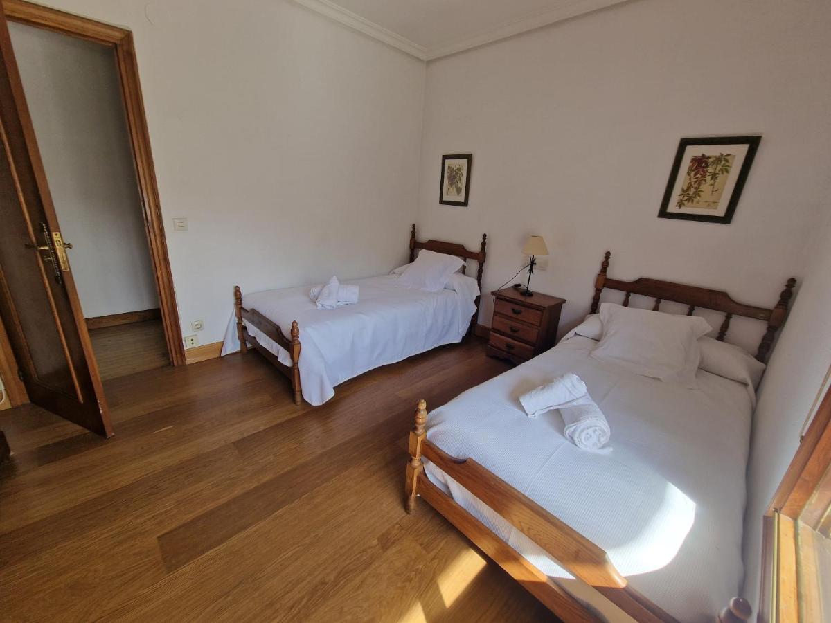 Hostal Lizuniaga Bera Kültér fotó